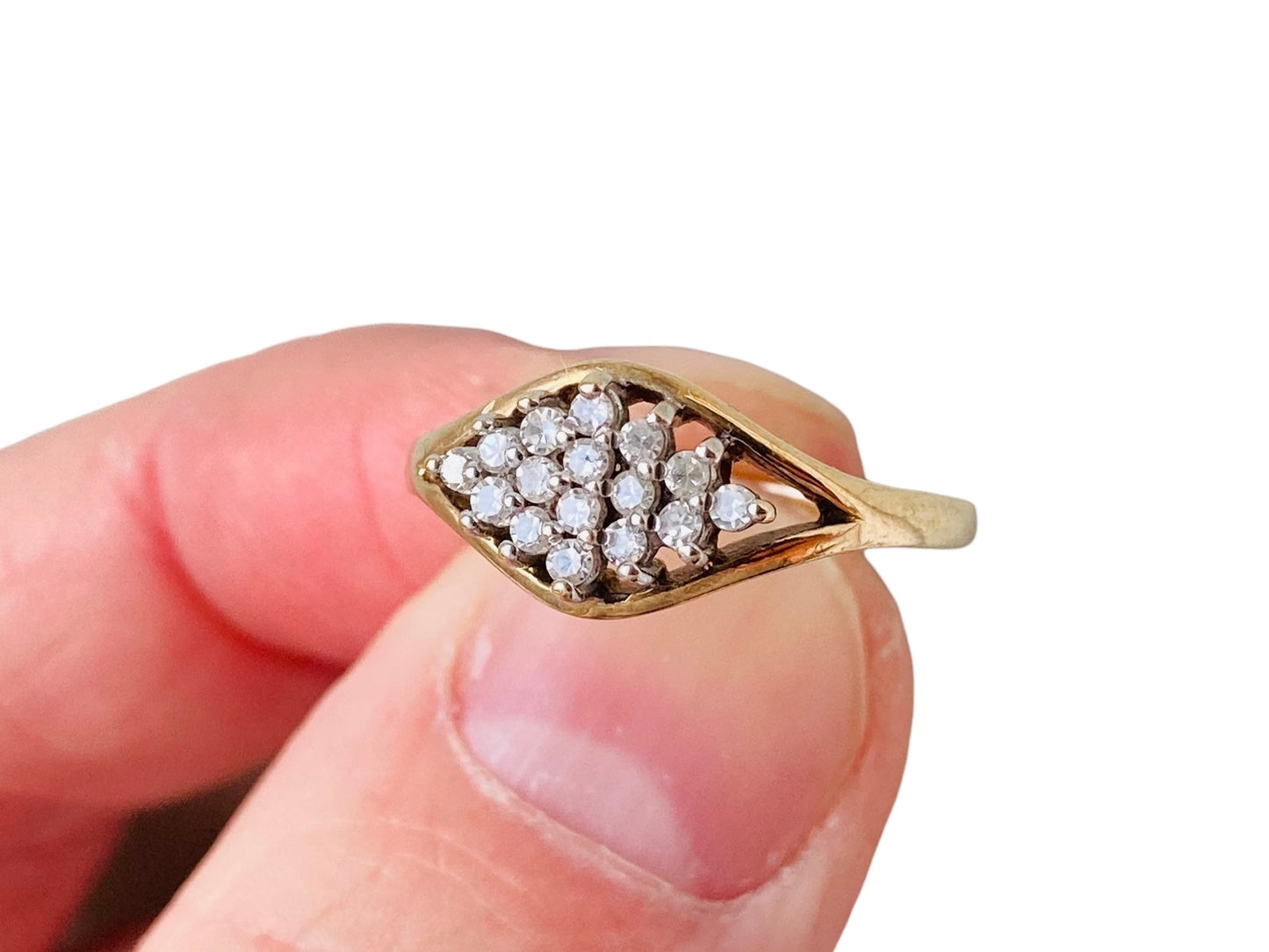 9ct Gold Diamond Ring