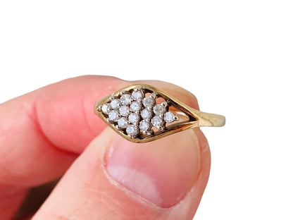 9ct Gold Diamond Ring