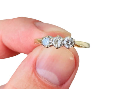 18ct Gold Three-Stone Diamond Ring