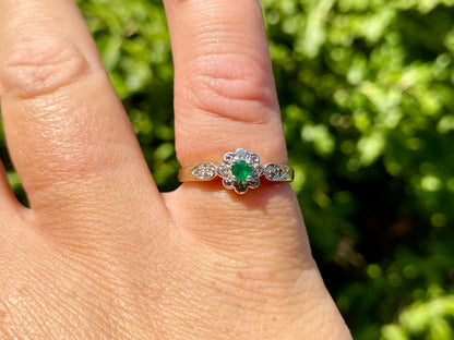 9ct Gold Emerald & Diamond Ring