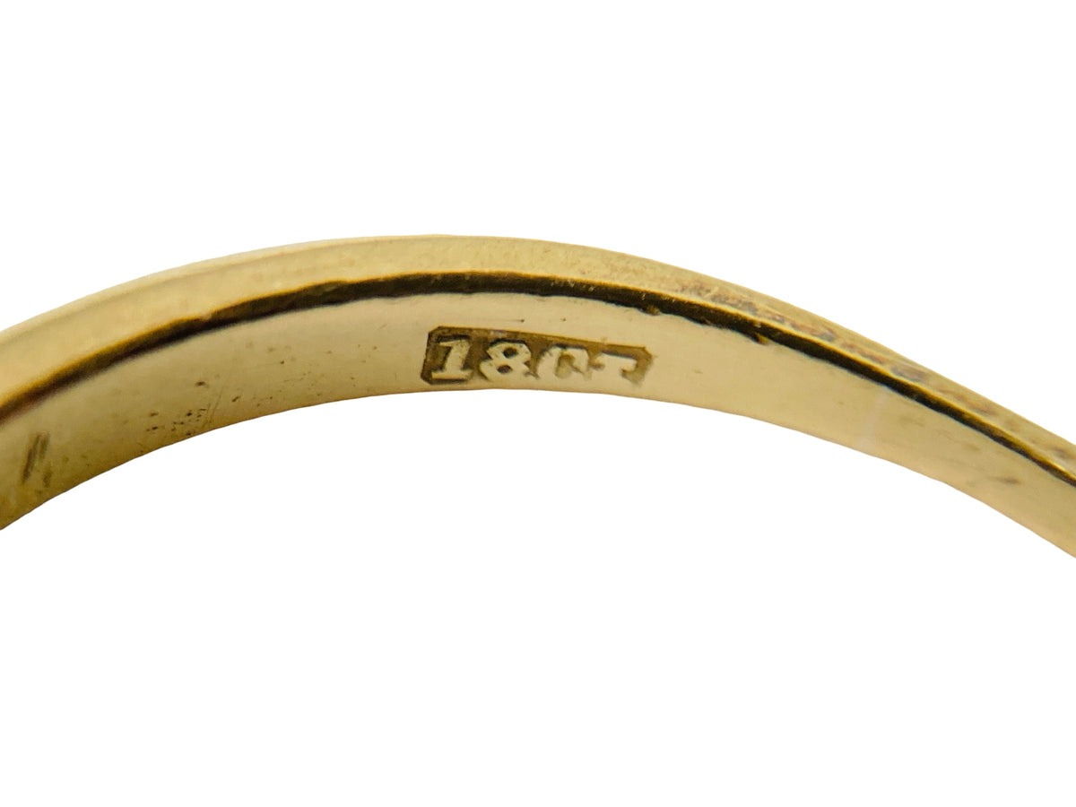 Vintage 18ct Gold Three-Stone Diamond Ring