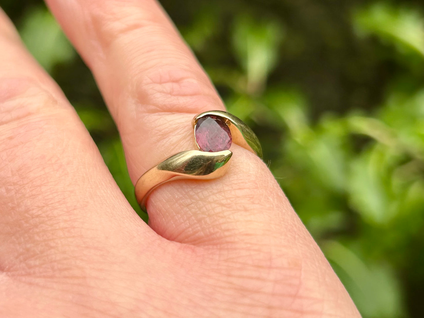 9ct Gold Rhodolite Garnet Ring