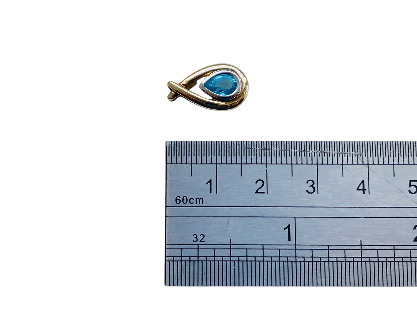 9ct Gold Topaz Pendant