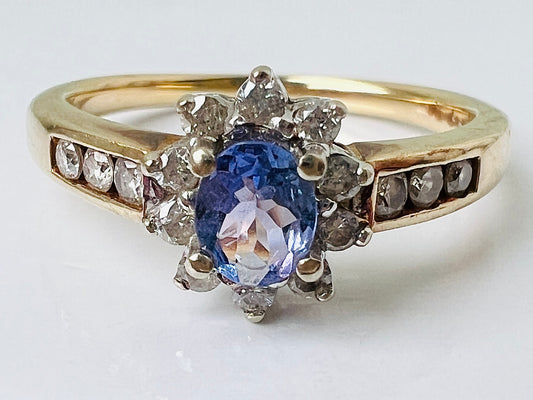9ct Gold Tanzanite & Diamond Ring