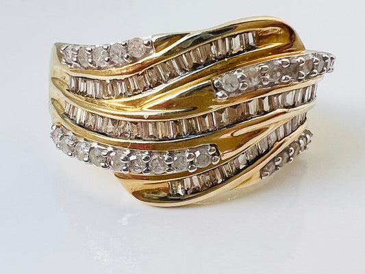 9ct Gold Diamond Ring