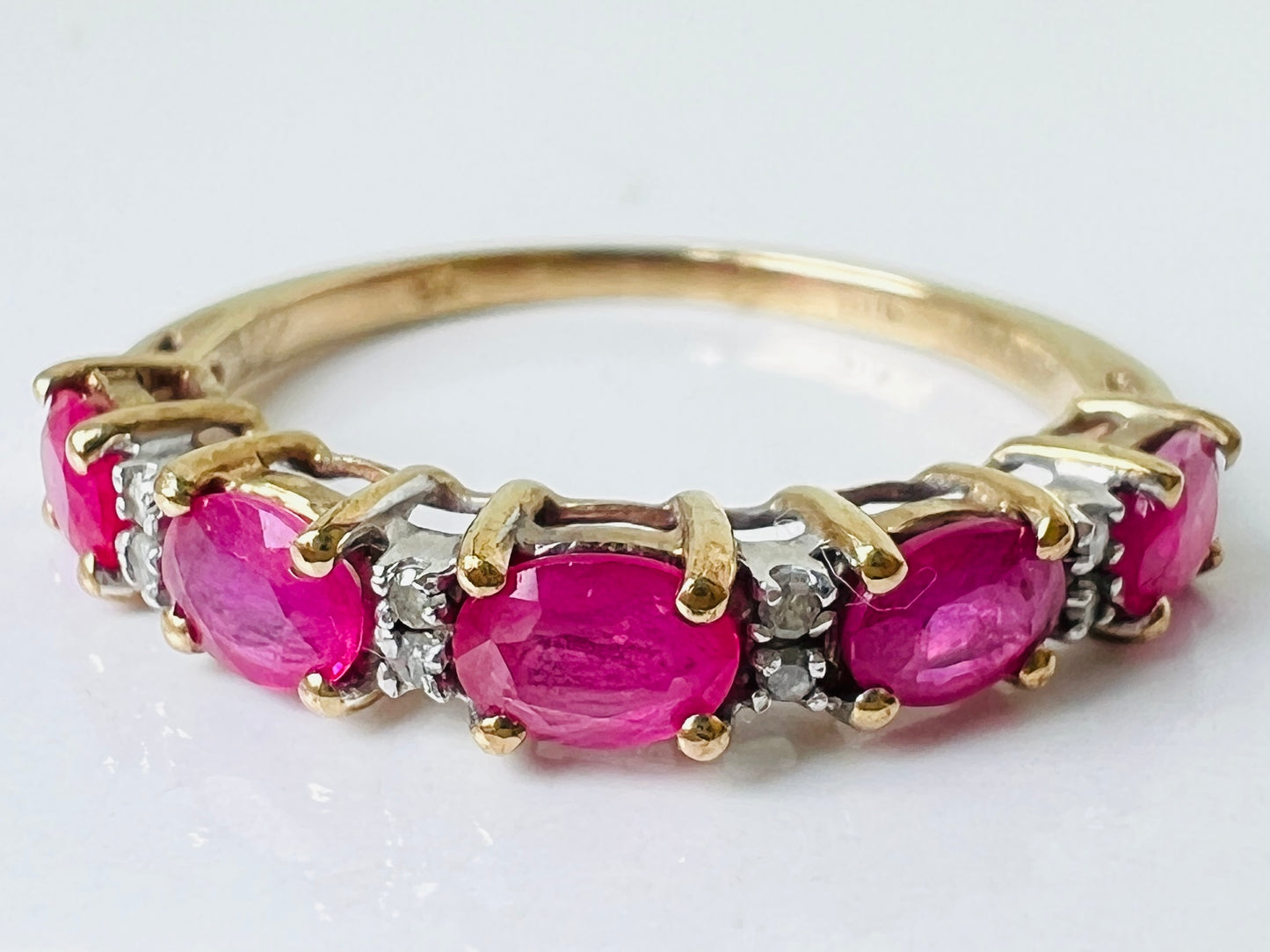 9ct Gold Ruby & Diamond Ring