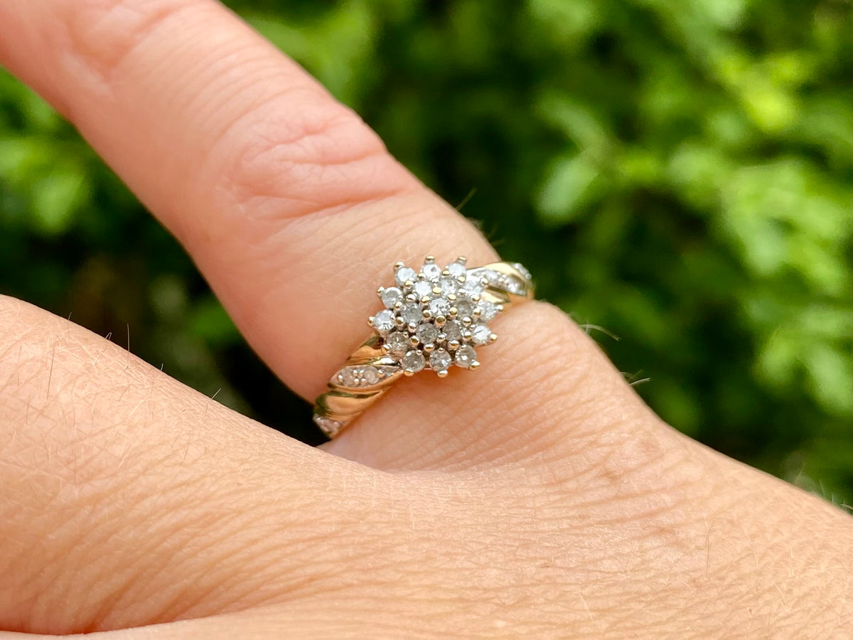 9ct Gold Diamond Cluster Ring