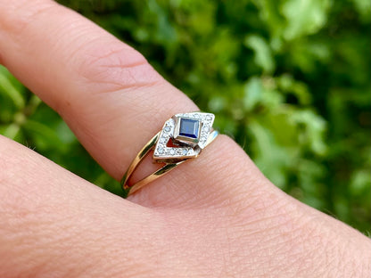 Vintage 9ct Gold Sapphire & Diamond Ring