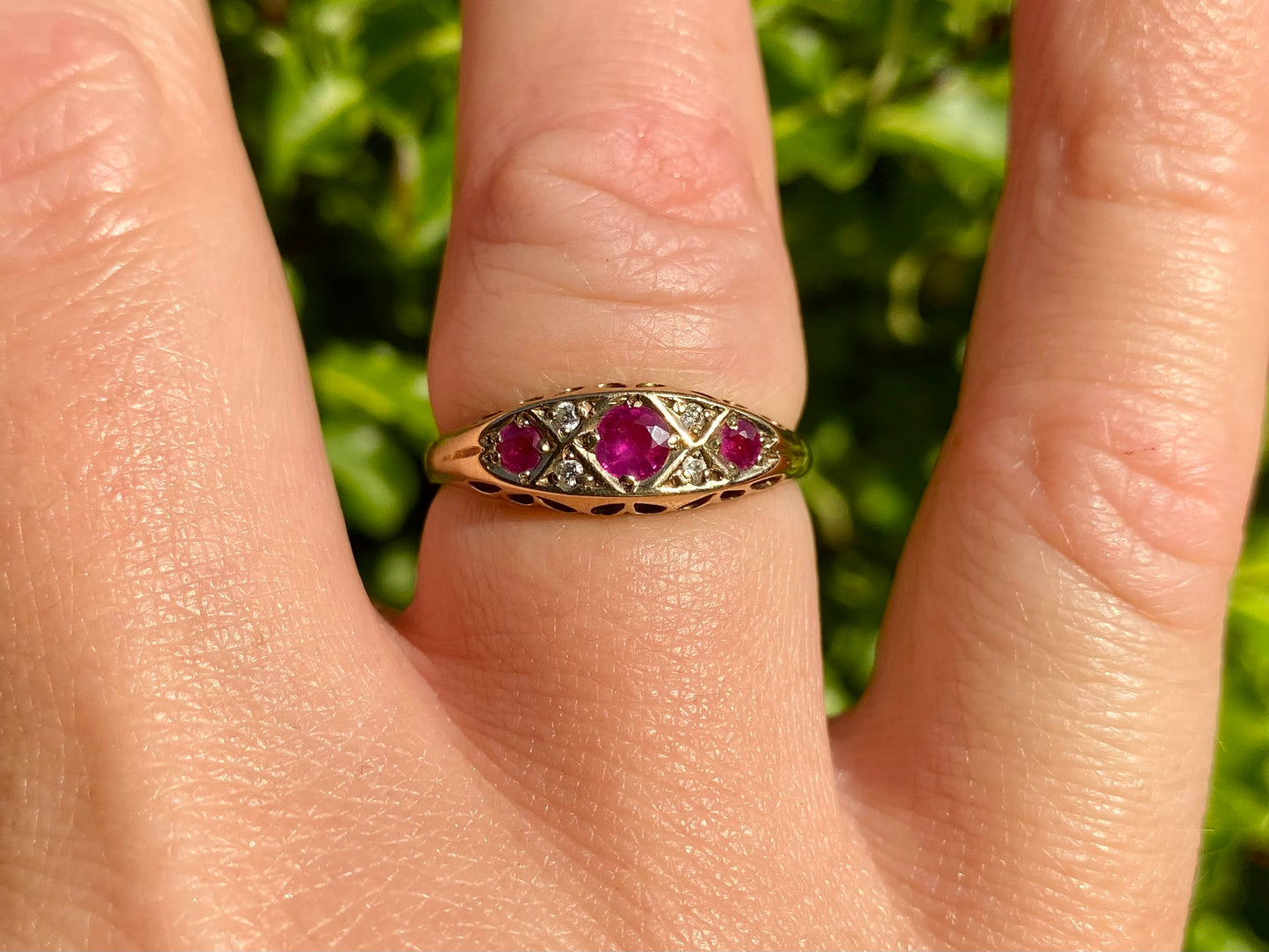 9ct Gold Ruby & Diamond Ring