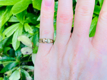 10ct Gold Diamond Grape & Leaf Ring