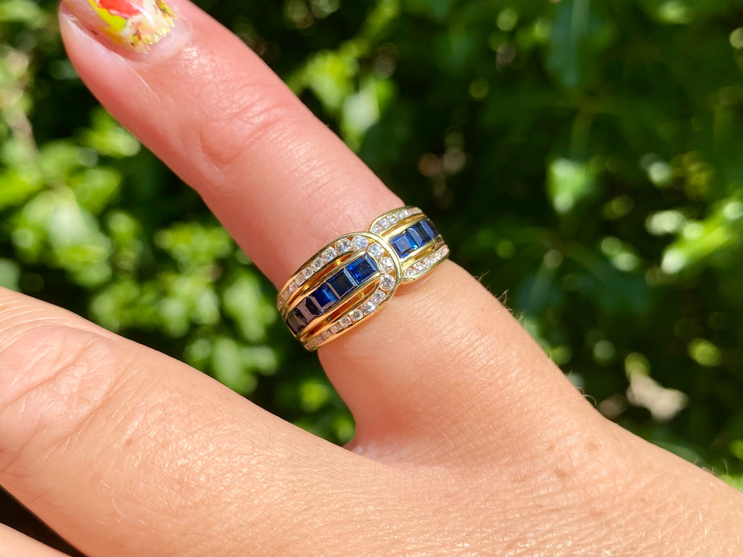 18ct Gold Sapphire & Diamond Ring