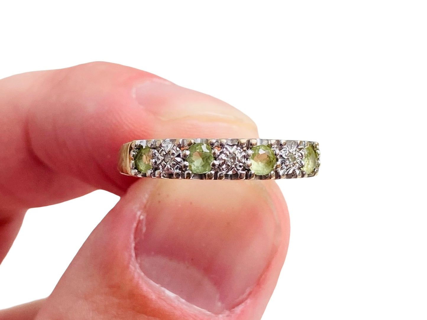 9ct Gold Peridot & Diamond Ring