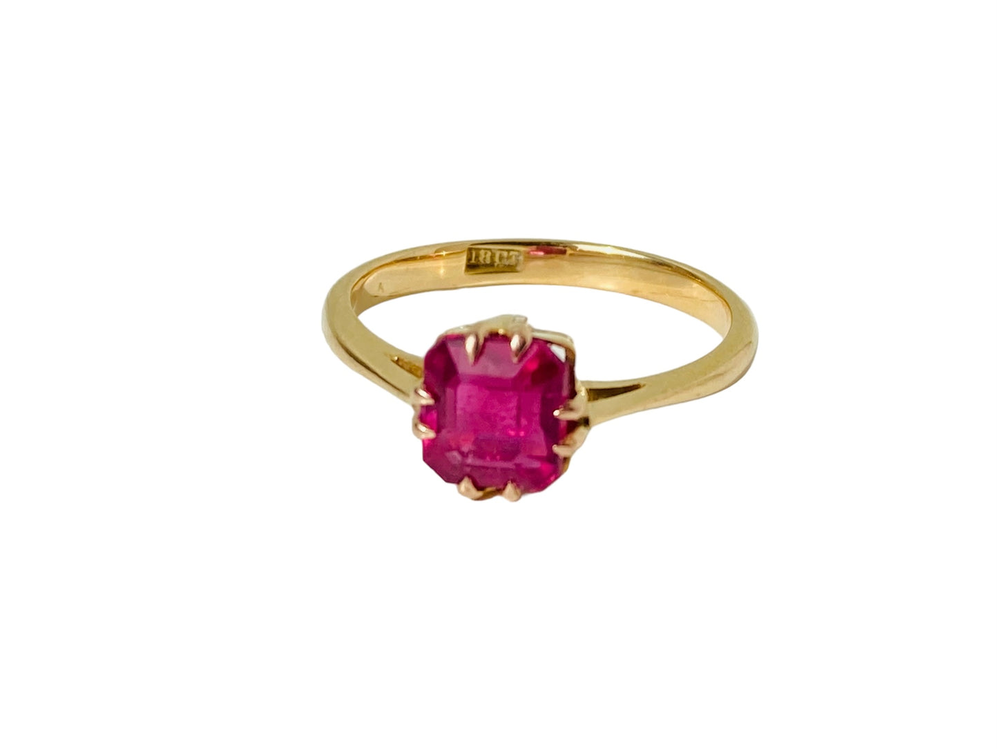 Vintage 18ct Gold Ruby Ring