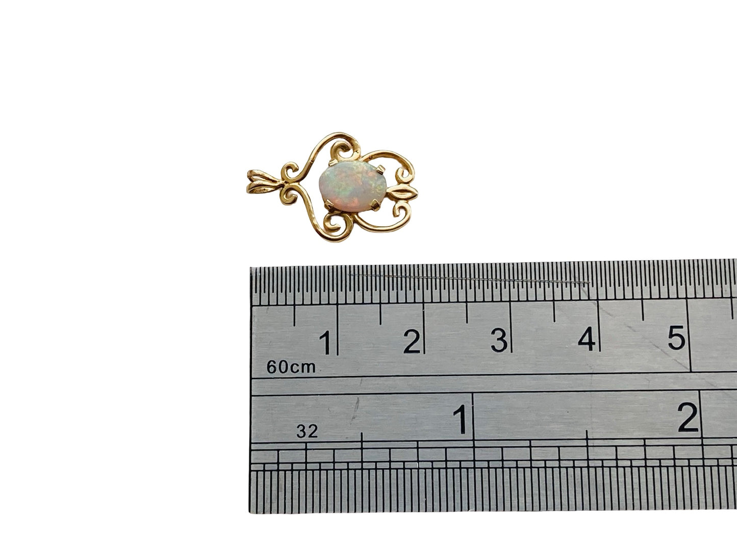 14ct Gold Opal Pendant