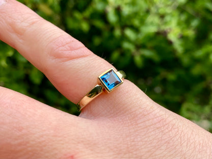 9ct Gold Topaz Ring