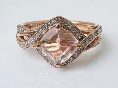 9ct Gold Morganite & Diamond Ring