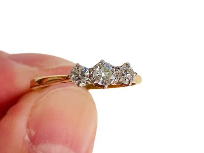 Vintage 18ct Gold Three-Stone Diamond Ring