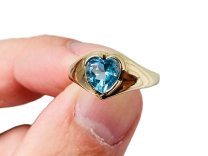 9ct Gold Topaz Ring