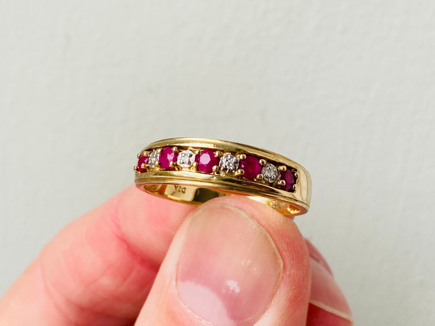 9ct Gold Ruby & Diamond Ring