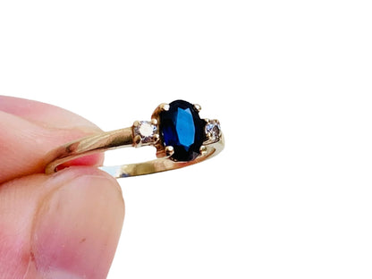 9ct Gold Sapphire & Diamond Ring