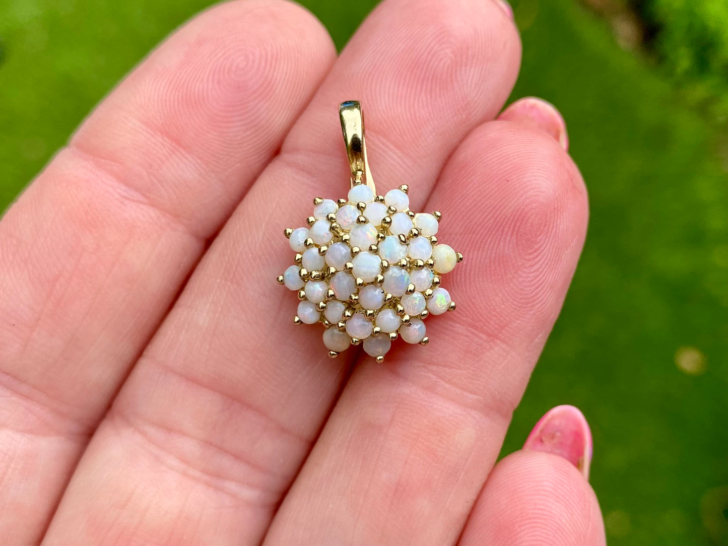 9ct Gold Opal Pendant