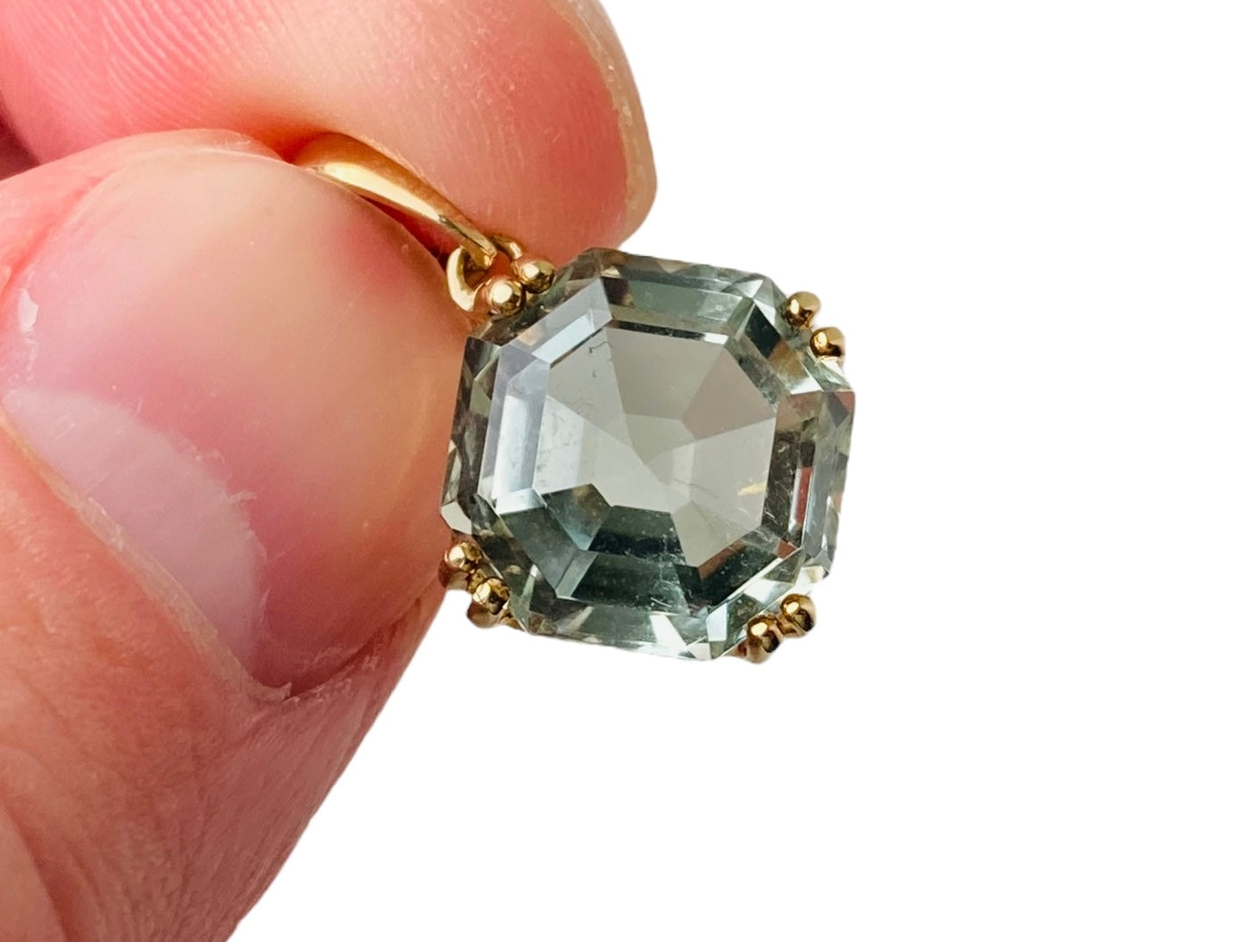 9ct Gold Green Amethyst Pendant