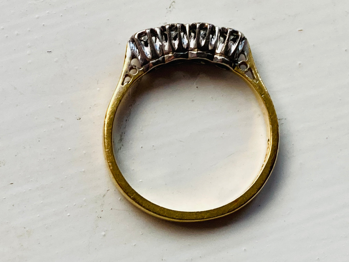 Vintage 18ct Gold Diamond Ring