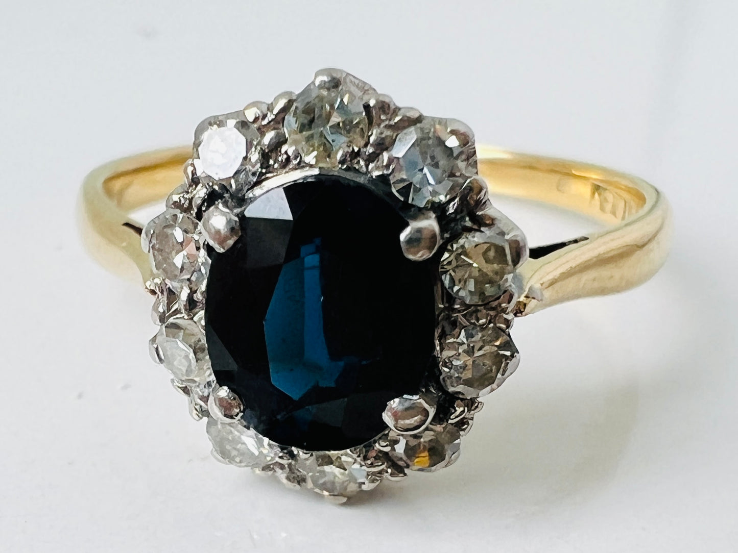Antique 18ct Gold & Platinum Sapphire & Diamond Ring