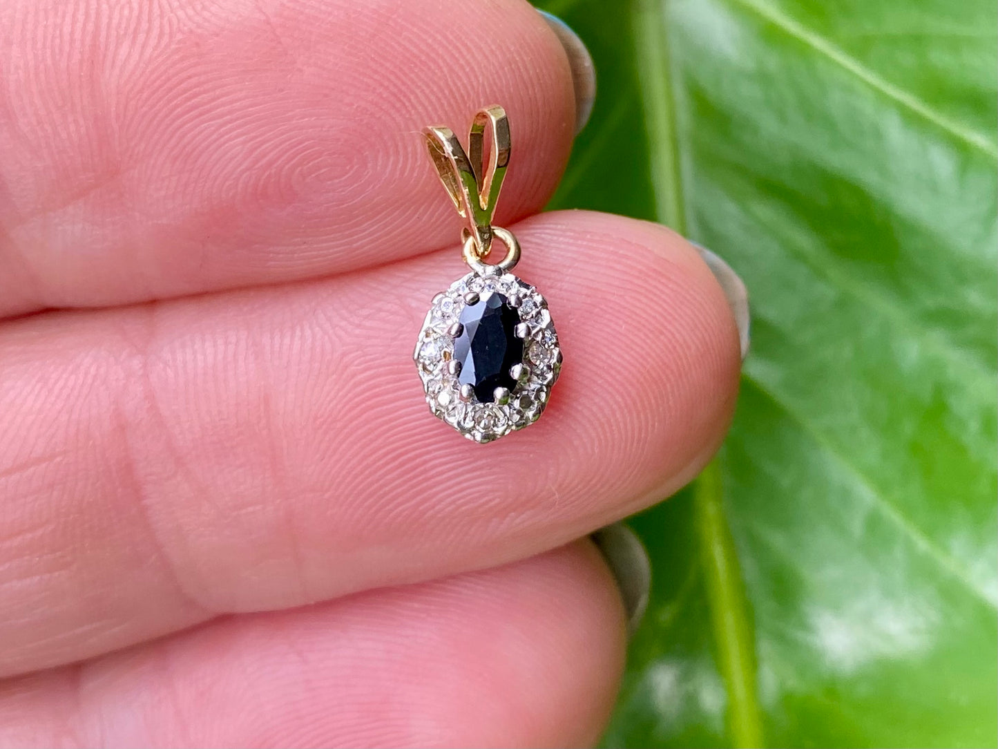 9ct Gold Sapphire & Diamond Pendant