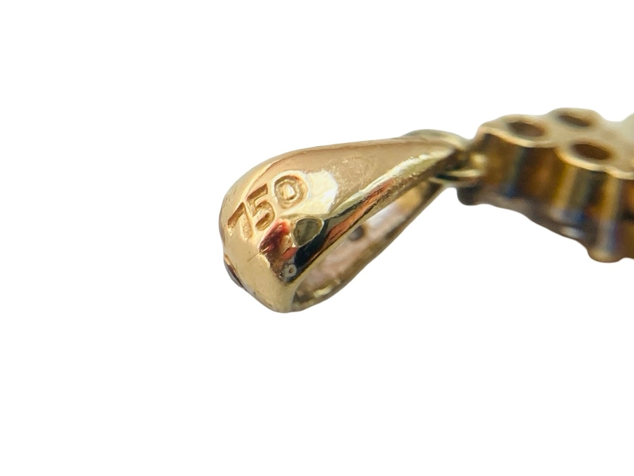 18ct Gold Opal & Diamond Pendant