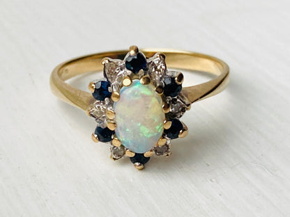 Vintage 9ct Gold Opal & Sapphire Ring