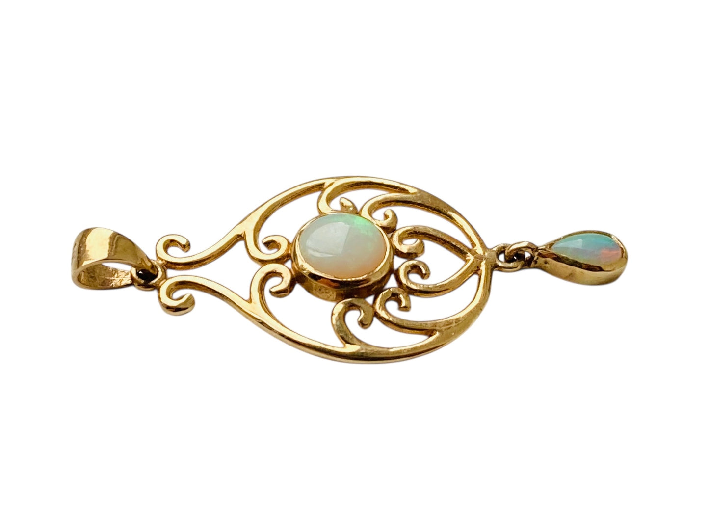 9ct Gold Opal Pendant