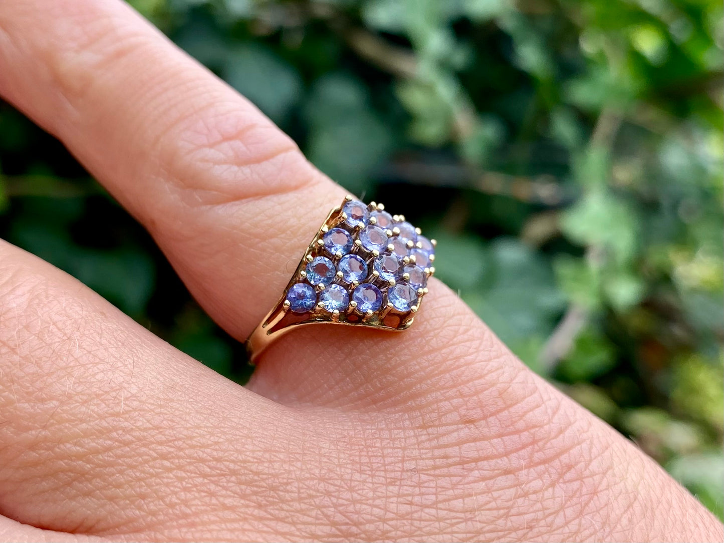 9ct Gold Tanzanite Ring