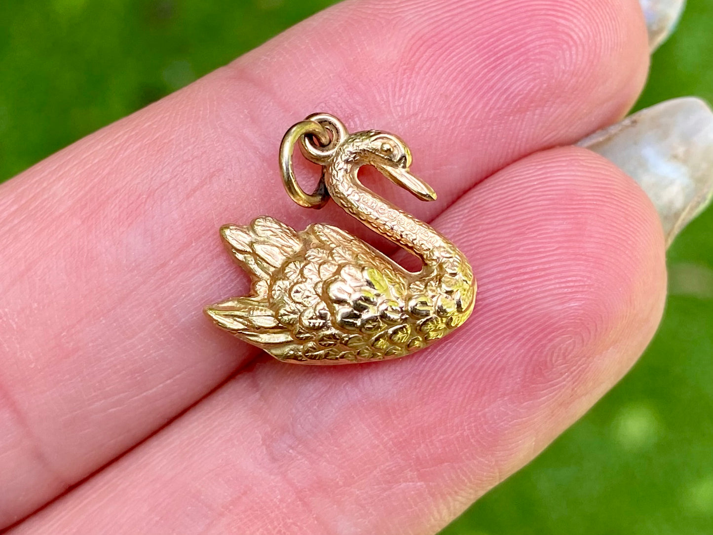 Vintage 9ct Gold Swan Pendant or Charm