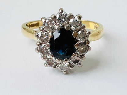 Vintage 18ct Gold Sapphire & Diamond Ring