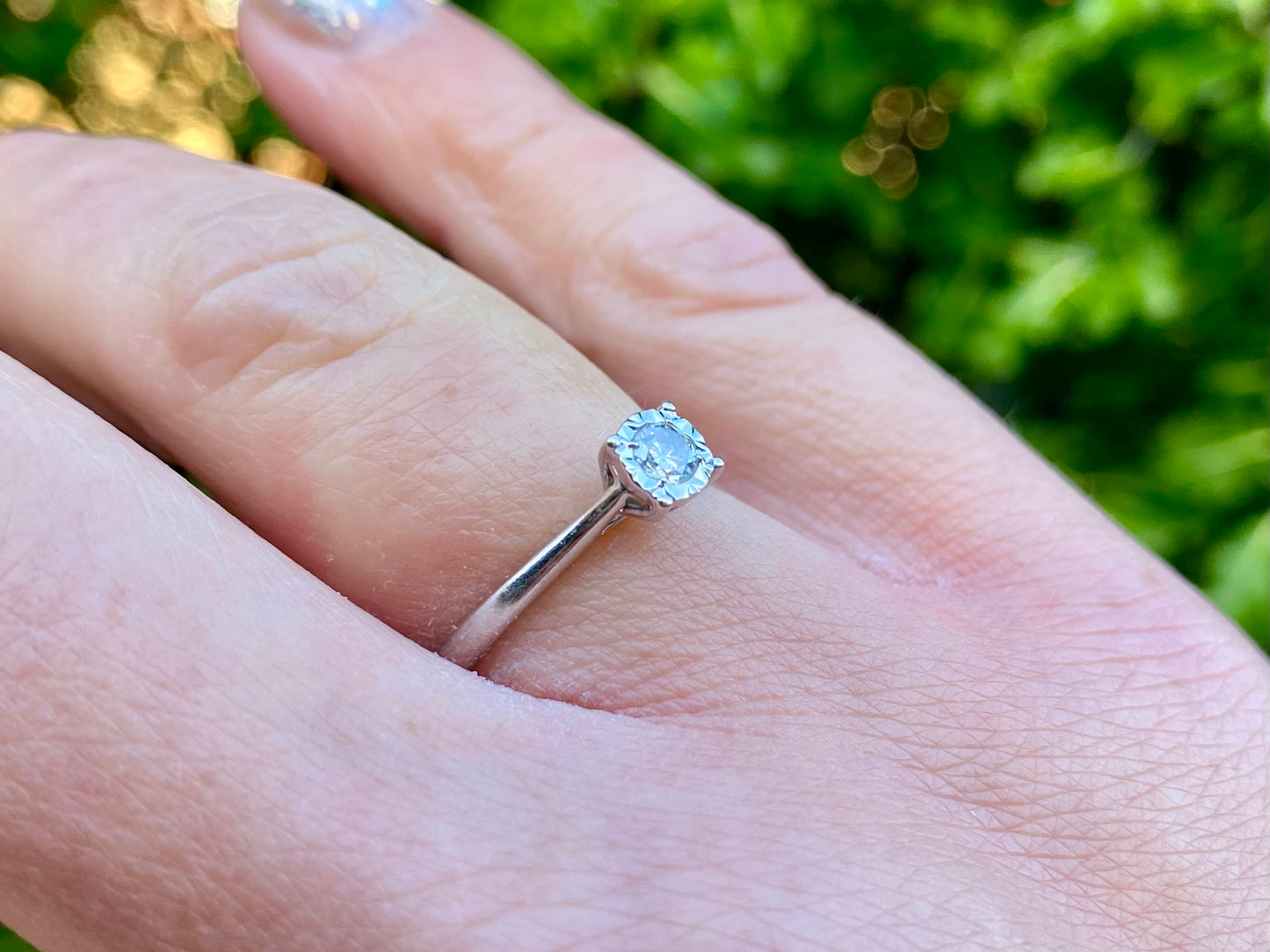 9ct Gold Diamond Ring