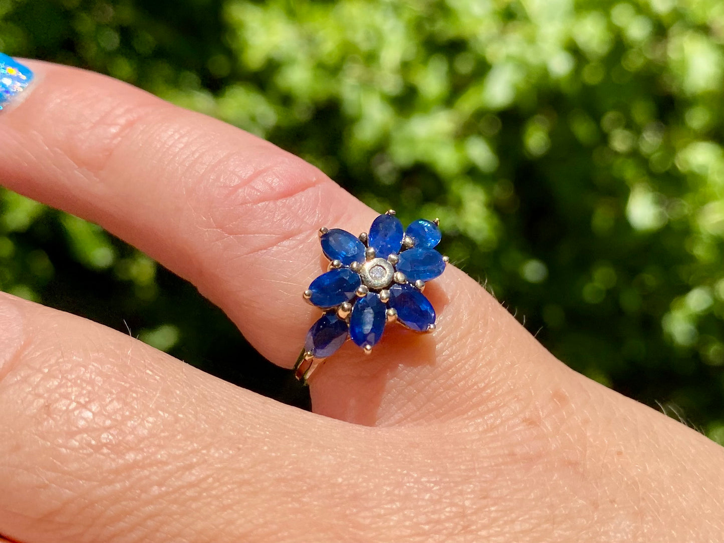 9ct Gold Sapphire & Diamond Ring