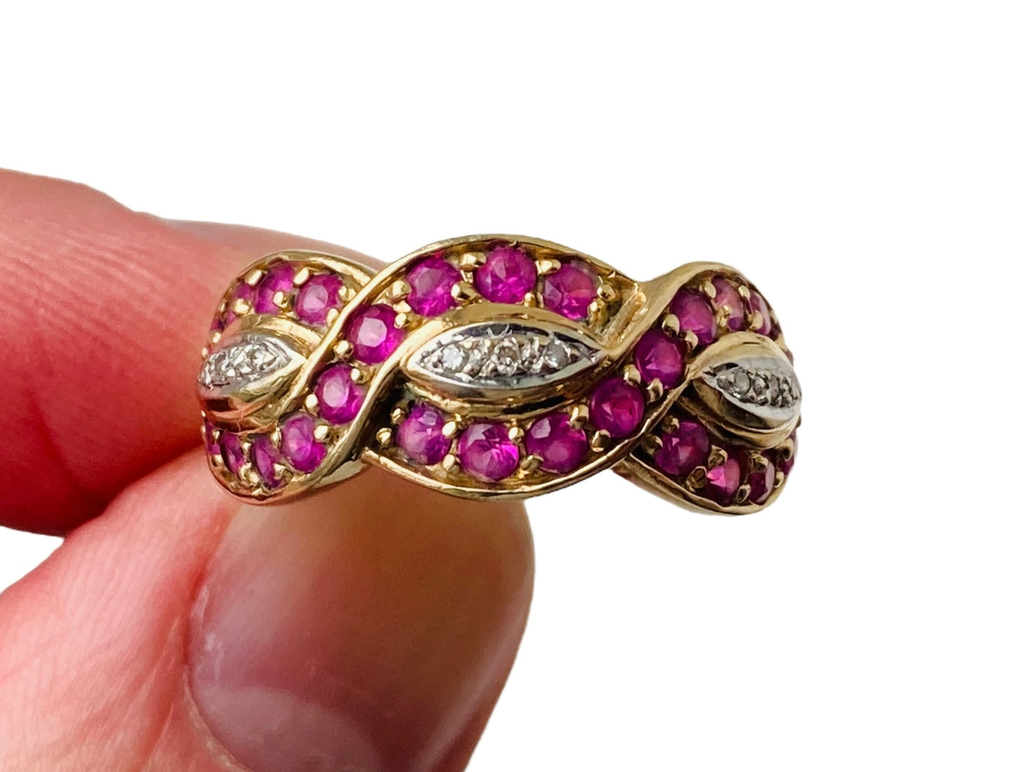 9ct Gold Ruby & Diamond Ring