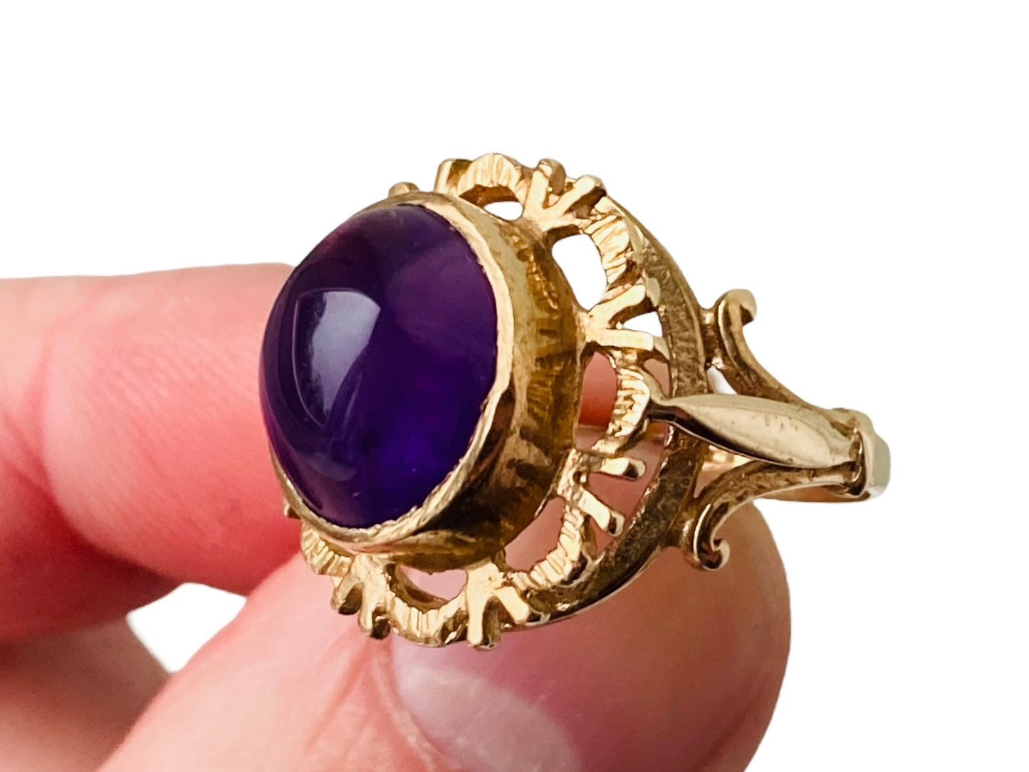 Vintage 9ct Gold Amethyst Ring