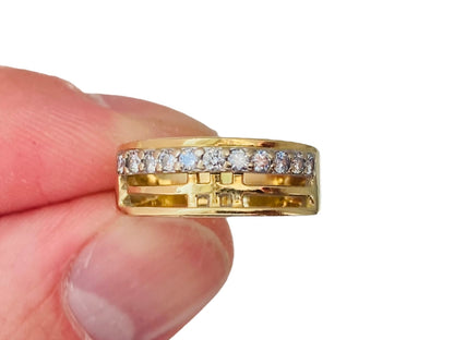18ct Gold Diamond Ring