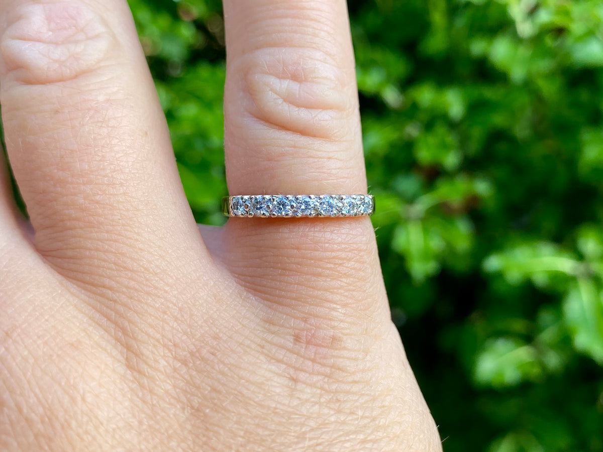 Vintage 9ct Gold Diamond Ring