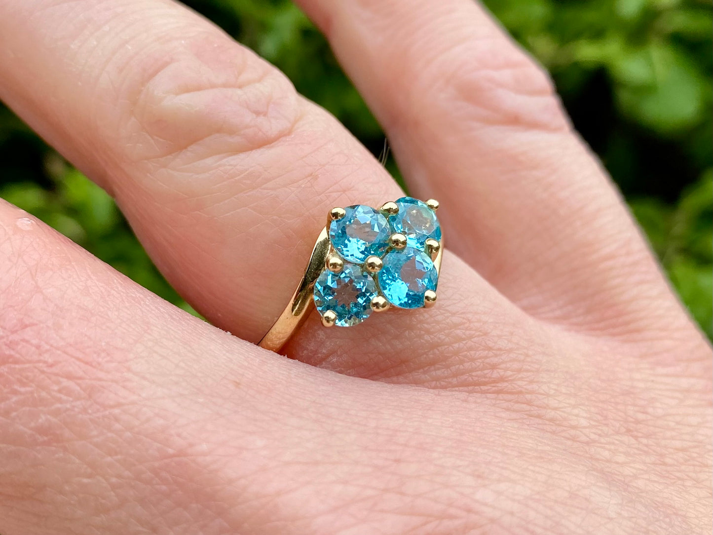 9ct Gold Apatite Ring