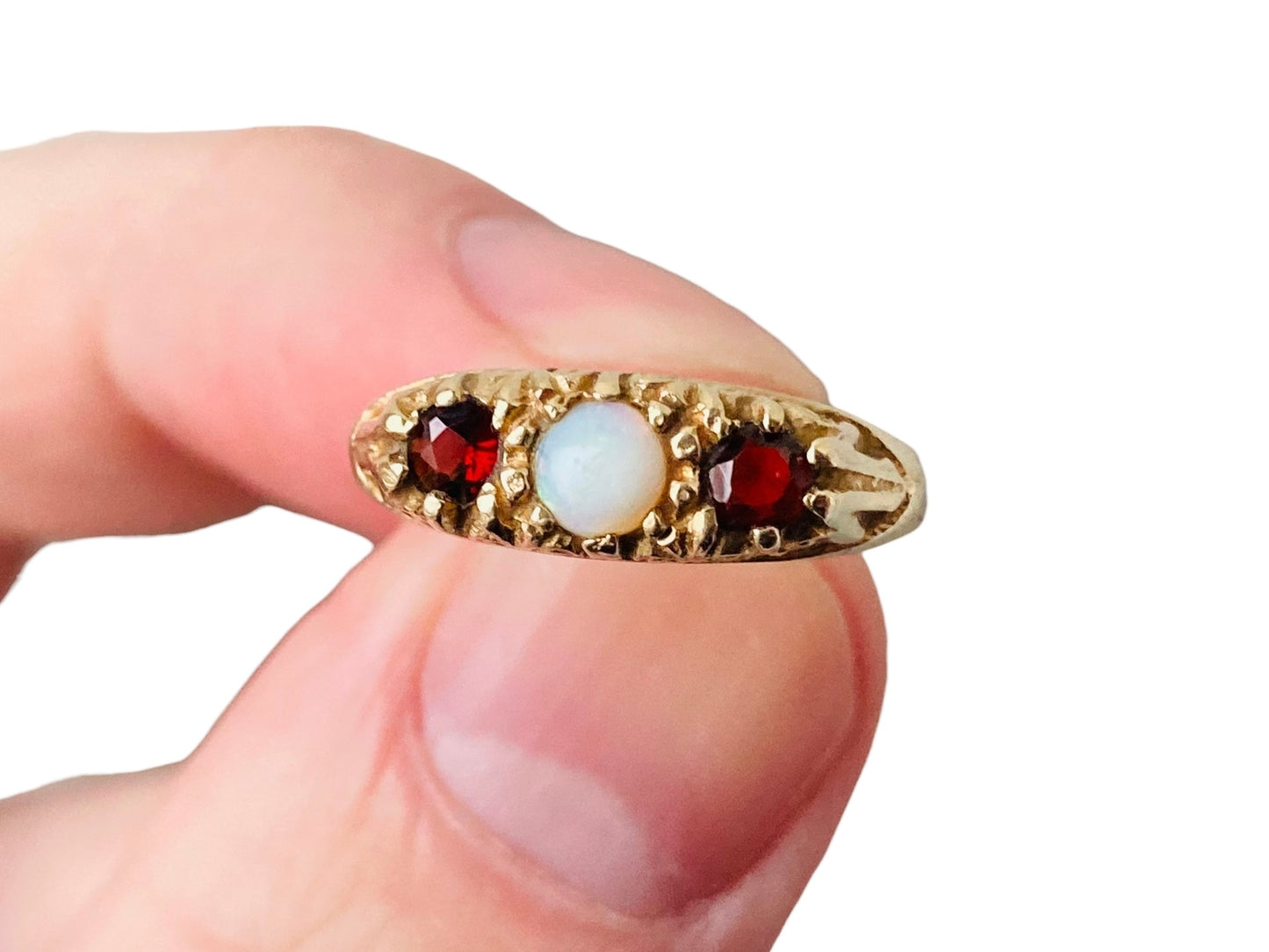 Vintage 9ct Gold Opal & Garnet Ring