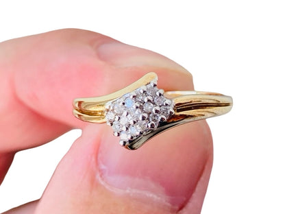 9ct Gold Diamond Ring