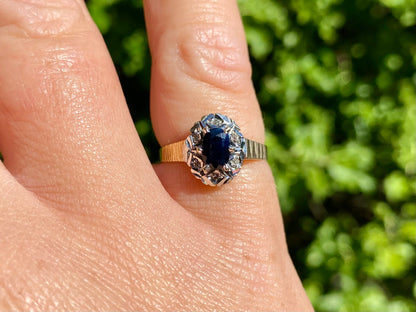 Vintage 9ct Gold Sapphire & Diamond Ring