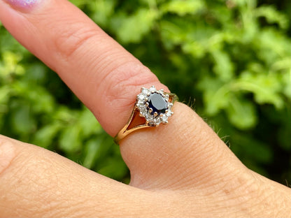 Vintage 9ct Gold Sapphire & Diamond Ring