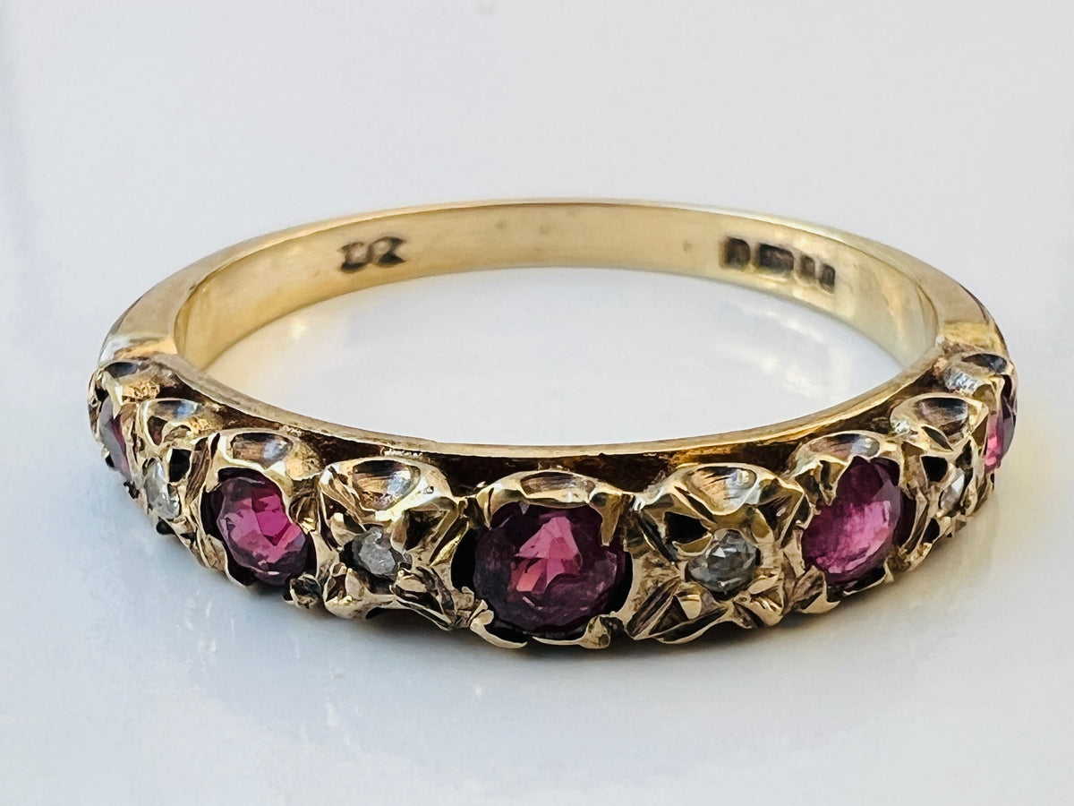 Vintage 9ct Gold Ruby & Diamond Ring