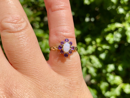 Vintage 9ct Gold Amethyst & Opal Ring