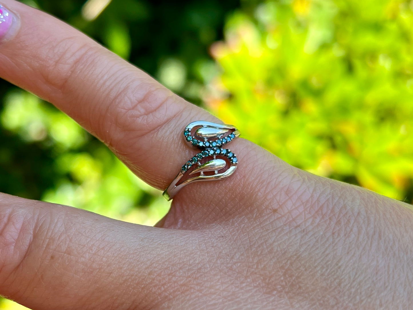 9ct Gold Blue Diamond Ring