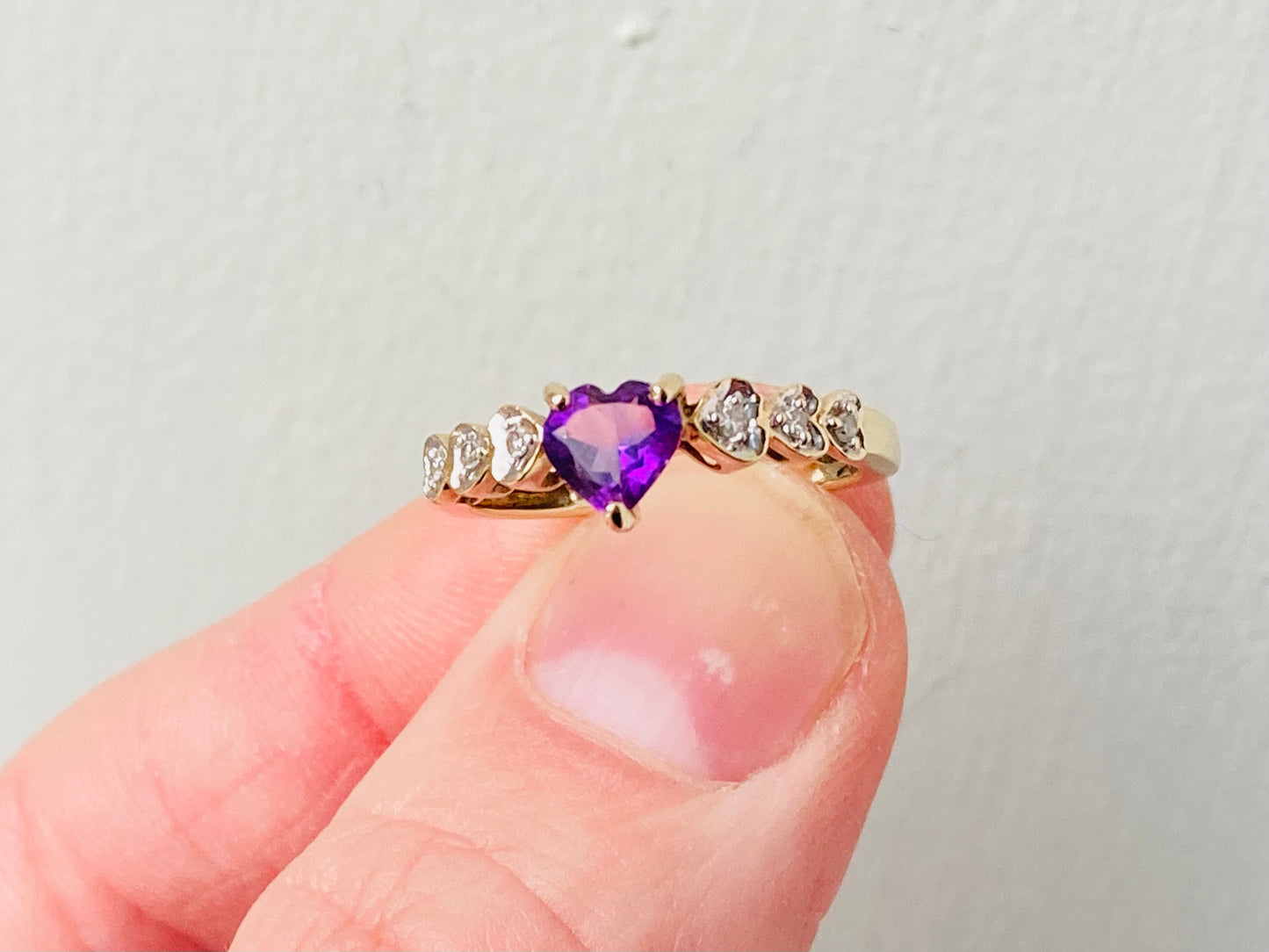 9ct Gold Amethyst & Diamond Heart Ring